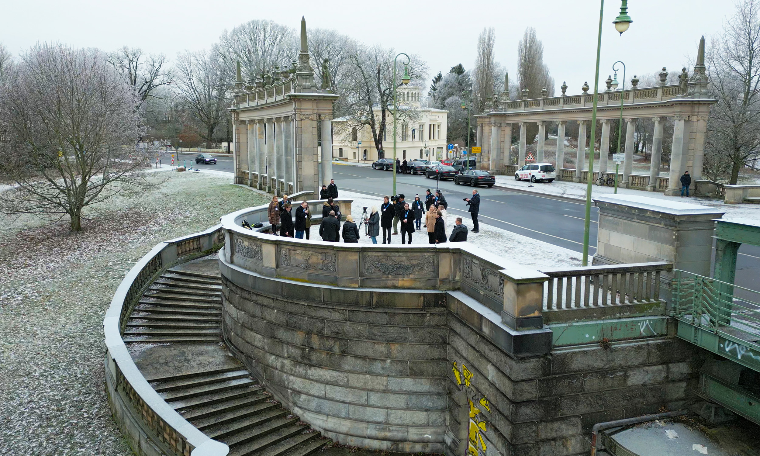 Bild: Foto von IMK-Staffelstabübergabe am 12. Januar 2024 an der Glienicker Brücke in Potsdam